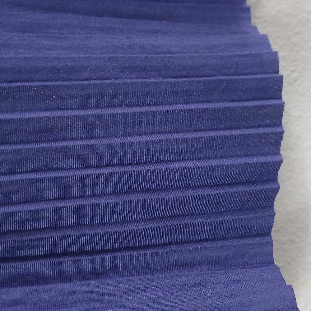 Tahari Women's Navy Pleated Sleeveless Blouse Large - Picture 3 of 5
